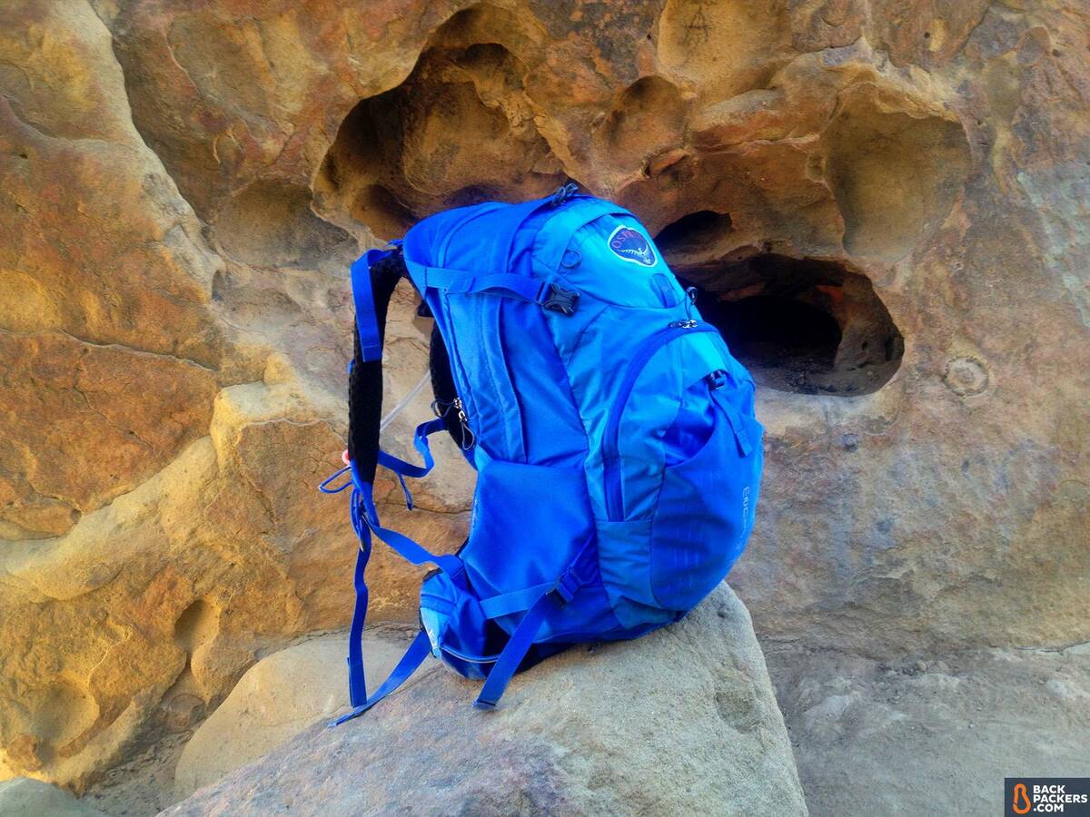 creatief chaos komedie Osprey Manta AG 28 Review 2019 | Backpack Review | Backpackers.com