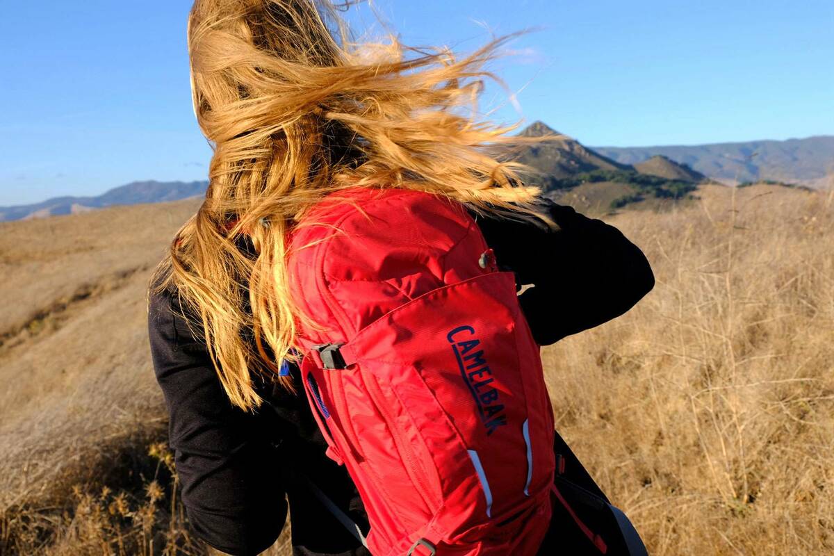 perfil Aburrido equipo CamelBak MULE Review | Hydration Pack | Backpackers.com