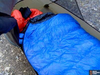 Western-Mountaineering-UltraLite-review-sleeping-bag-in-tent