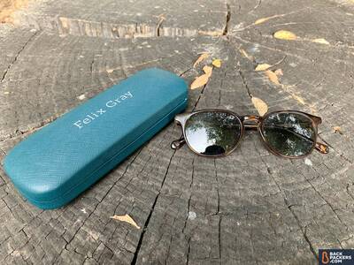 Felix-Gray-Roebling-Review-sunglasses-plus-case