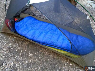 Western-Mountaineering-UltraLite-review-sleeping-mummy-bag-featured