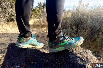 Brooks-Cascadia-12-review-wearing-shoes