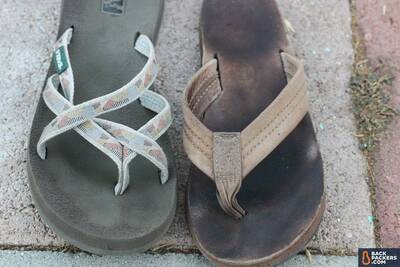 best-flip-flops-material-types-leather-vs-synthetic