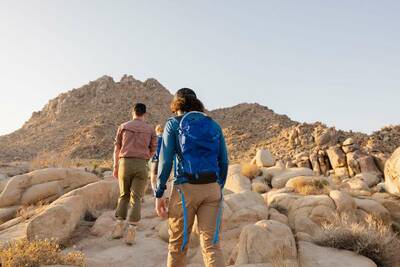 Desert Hiking erem