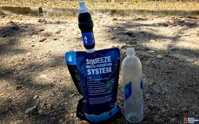 Sawyer-Squeeze-Water-Filter-attached-with-water-bottle