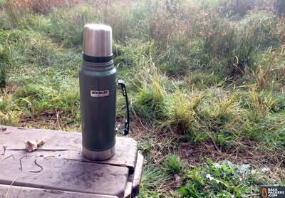 Stanley-Classic-Vacuum-Bottle-review-camping-