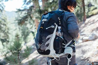 best day hiking packs Osprey Talon 22