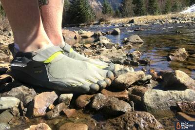 Vibram-KSO-Five-Fingers-Review-in-water-2