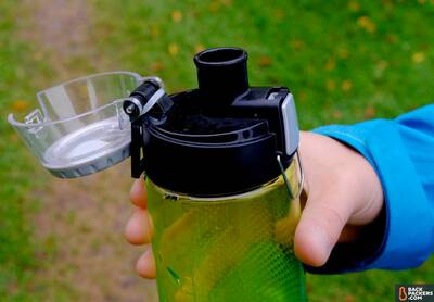 Thermos-Hydration-Bottle-review-lid-flipped-open