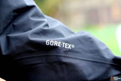 rain-jacket-gore-tex-2 Waterproof Breathable