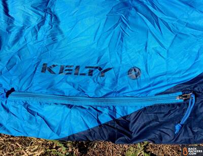 Kelty-Cosmic-Down-20-review-zipper-and-brand-name
