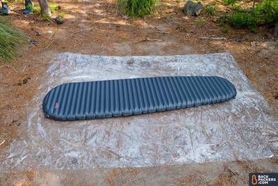 Therm-a-Rest-NeoAir-Uberlite-Review-fully-inflated-