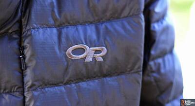 outdoor-research-transcendent-hoody-logo-pocket