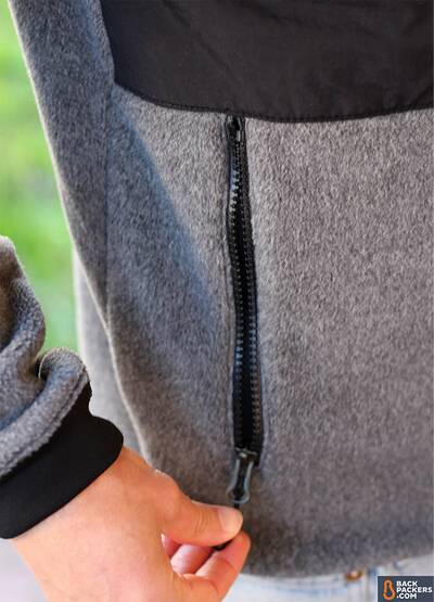 the-north-face-denali-2-hand-warmer-pocket