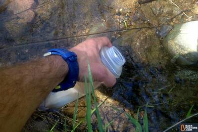 Katadyn-BeFree-Water-Filter-Bottle-filling-up