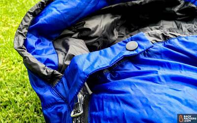 Feathered-Friends-Egret-Sleeping-Bag-review-logo-featured-collar-and-zipper