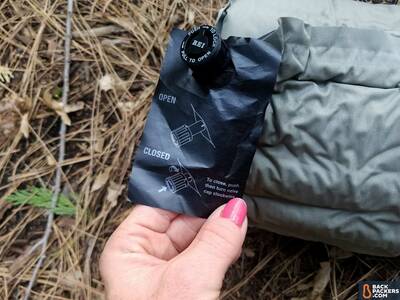 rei-camp-bed-3.5-review-twist-and-pull-valve-instructions