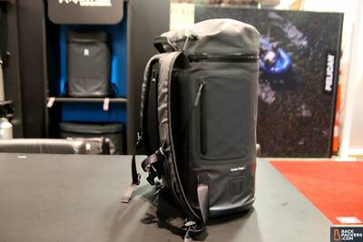 hydroflask-underound-series-soft-cooler-pack