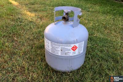 how-to-choose-the-best-camping-stove-propane-tank