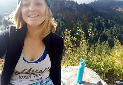 MiiR-Vacuum-Insulated-Bottle-review-selfie-2