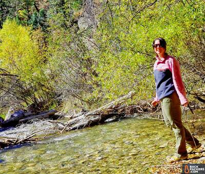 Patagonia-Lightweight-Synchilla-Snap-T-review-nature-shot