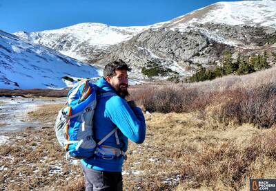Patagonia-Nano-Air-Hoody-review-starting-on-the-hike