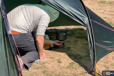 Therm-a-Rest-Z-Seat-review-kneeling