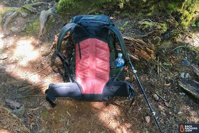 Granite-Gear-Crown-2-60-review-pack-back