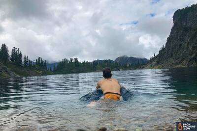 Prana-Mojo-Shorts-review-swimming