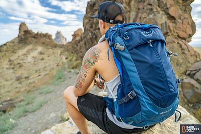 best day packs for hiking Osprey-Stratos-24-packed-up-on-trail