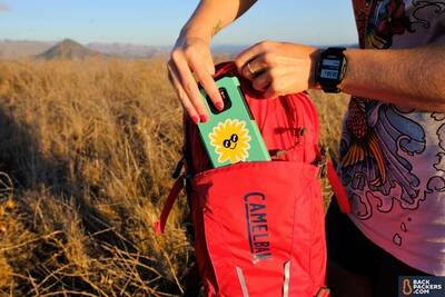 Camelbak-MULE-review-exterior-pouch