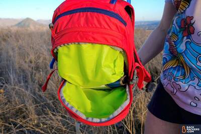 Camelbak-MULE-review-secondary-pouch