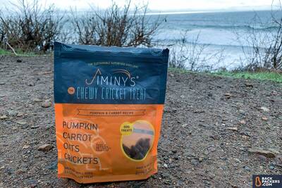 Jiminy's-Sustainable-Dog-Treats-stand-alone-bag