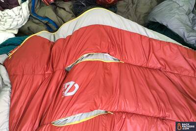 NEMO-Forte-review-camping-knees-moving