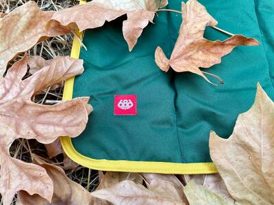 686 Waterproof Hooded Puffer Blanket