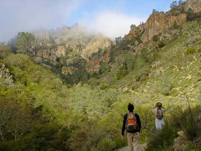 pinnacles national park condor gulch to high peaks loop on the trail