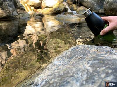 LARQ-Bottle-Movement-dipping-in-water