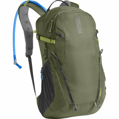 camelbak cloud walker 18 Day Hiking Gift Guide